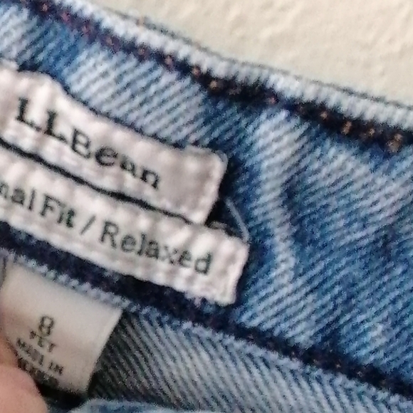 LL Bean - 8P - Women's - Unisex - Jeans - Distressed - Like New - Picture 3 of 6